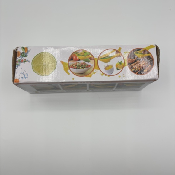 Crownful Lemon Squeezer, Dimensions - 8.66"X2.95"X2.17" - Picture 6 of 6